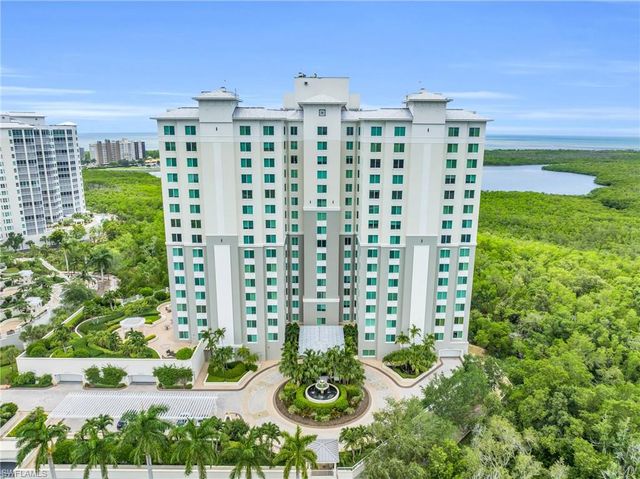 265 Indies WAY 1404, Naples, FL 34110