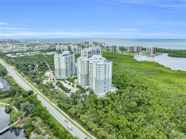 265 Indies WAY 1404, Naples, FL 34110