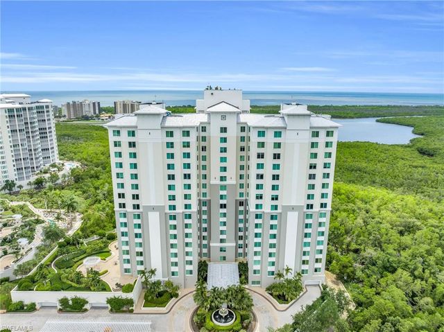 265 Indies WAY 1404, Naples, FL 34110