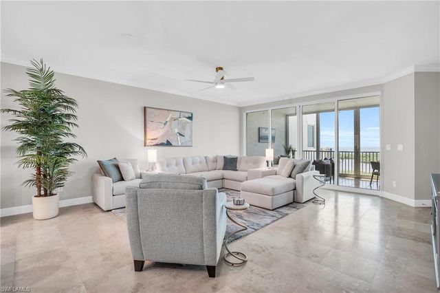 265 Indies WAY 1404, Naples, FL 34110