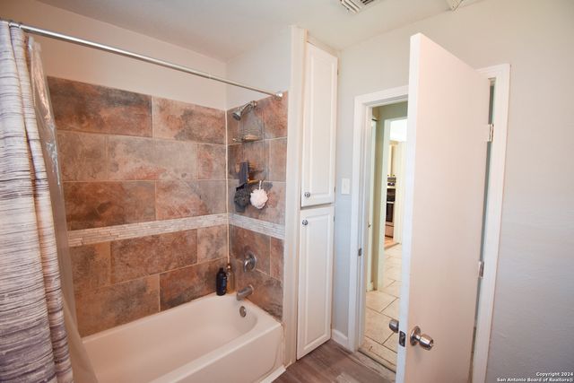 1430 DELGADO ST, San Antonio, TX 78207