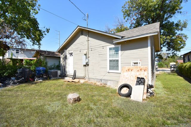 1430 DELGADO ST, San Antonio, TX 78207