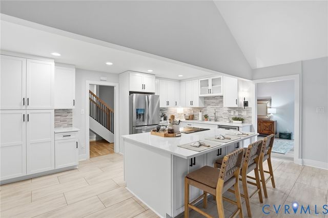 6080 Perryville Dr, Mechanicsville, VA 23111