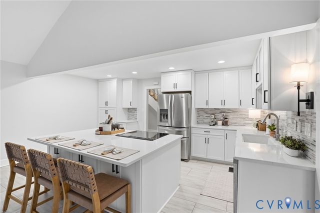 6080 Perryville Dr, Mechanicsville, VA 23111