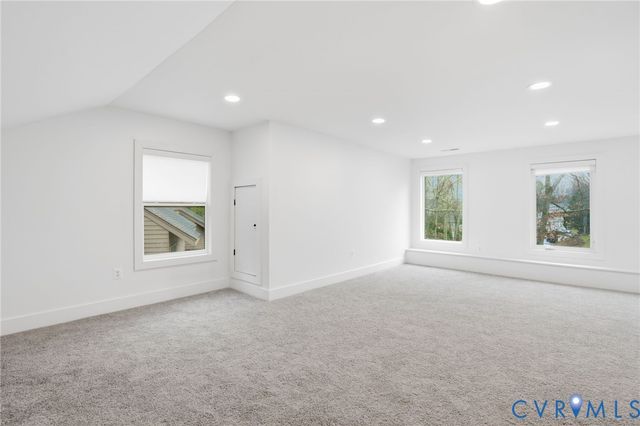 6080 Perryville Dr, Mechanicsville, VA 23111