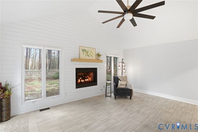 6080 Perryville Dr, Mechanicsville, VA 23111