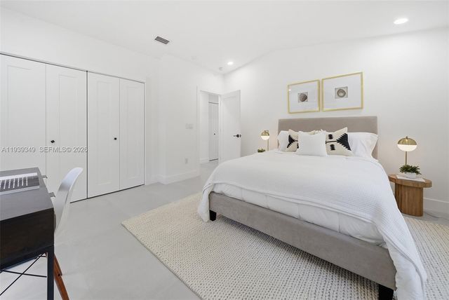 3700 Justison Rd, Miami, FL 33133