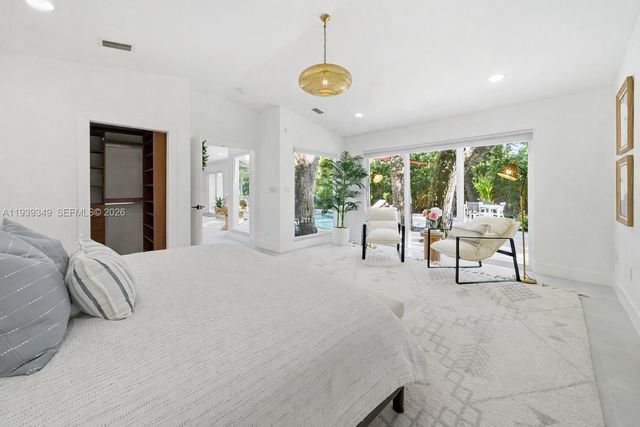 3700 Justison Rd, Miami, FL 33133