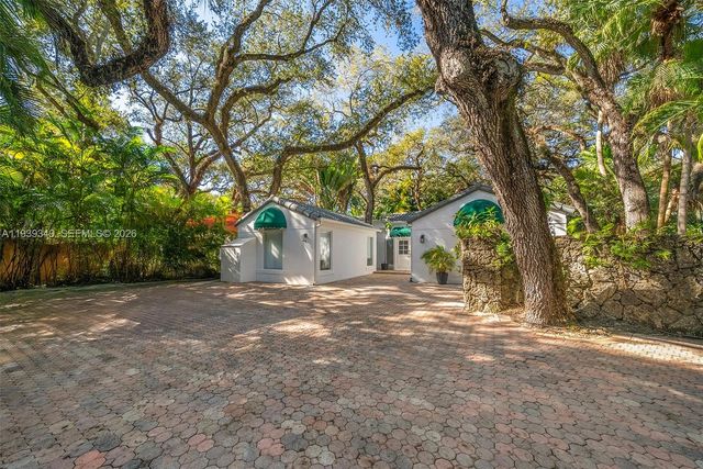 3700 Justison Rd, Miami, FL 33133