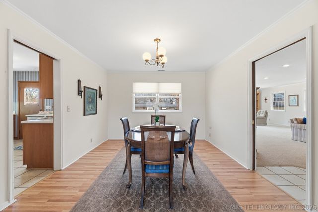 1324 Lariat Drive, Bartlesville, OK 74006