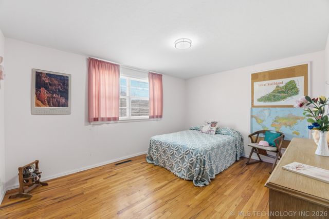 1324 Lariat Drive, Bartlesville, OK 74006