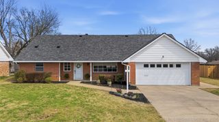 1324 Lariat Drive, Bartlesville, OK 74006