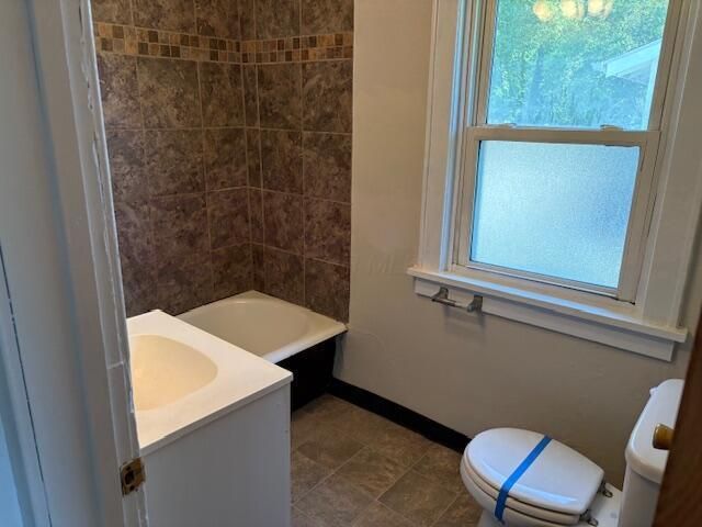 2140 Dartmouth Avenue, Columbus, OH 43219