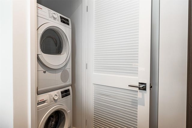 1701 Hermann Drive 24A, Houston, TX 77004