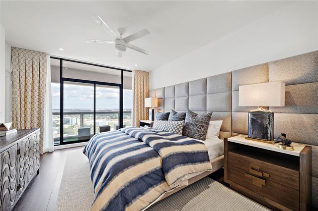 1701 Hermann Drive 24A, Houston, TX 77004