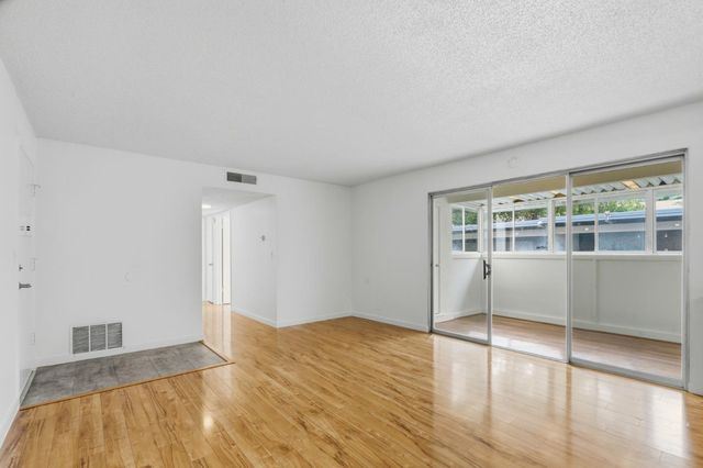 14225 Lora Drive 24, Los Gatos, CA 95032