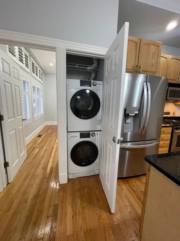 486 Shawmut Avenue 1, Boston, MA 02118