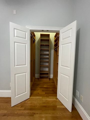 486 Shawmut Avenue 1, Boston, MA 02118