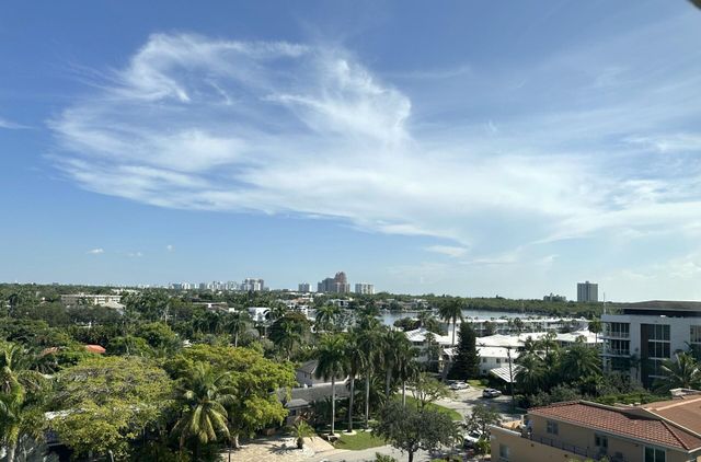 2555 NE 11th Street 804, Fort Lauderdale, FL 33304