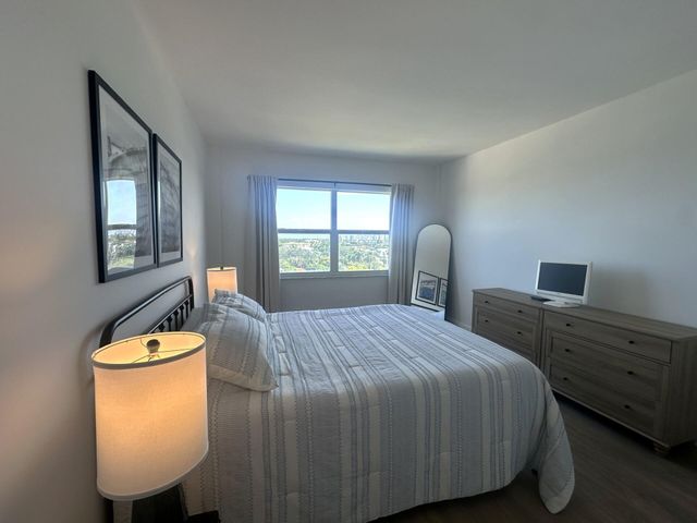 2555 NE 11th Street 804, Fort Lauderdale, FL 33304