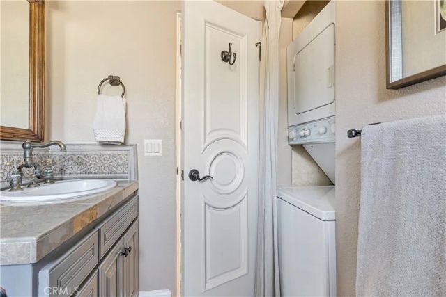 329 Marguerite Avenue 3, Corona Del Mar, CA 92625