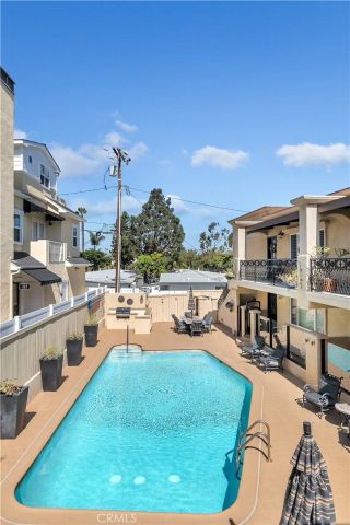 329 Marguerite Avenue 3, Corona Del Mar, CA 92625