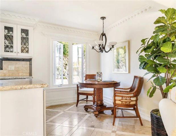 329 Marguerite Avenue 3, Corona Del Mar, CA 92625
