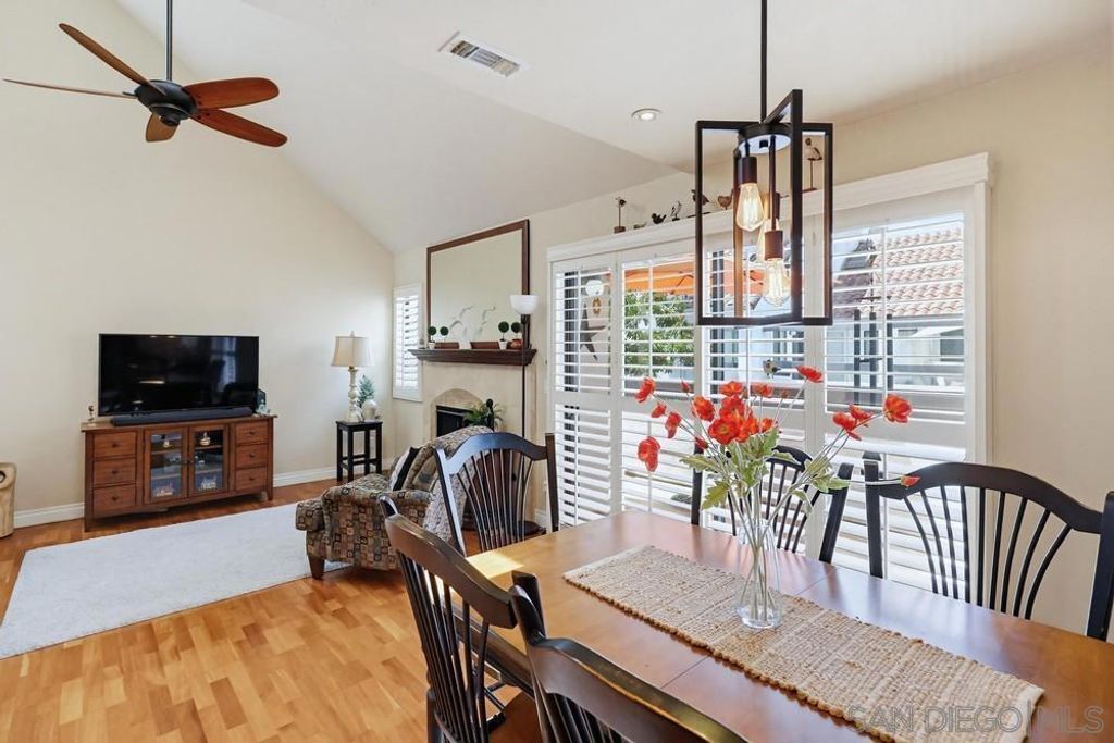 Image 14 of property listing at 701 KETTNER BLVD 190, San Diego, CA 92101