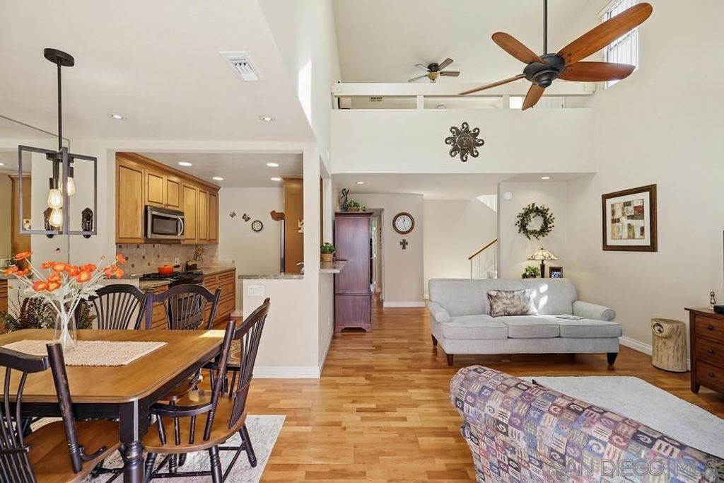 Image 15 of property listing at 701 KETTNER BLVD 190, San Diego, CA 92101