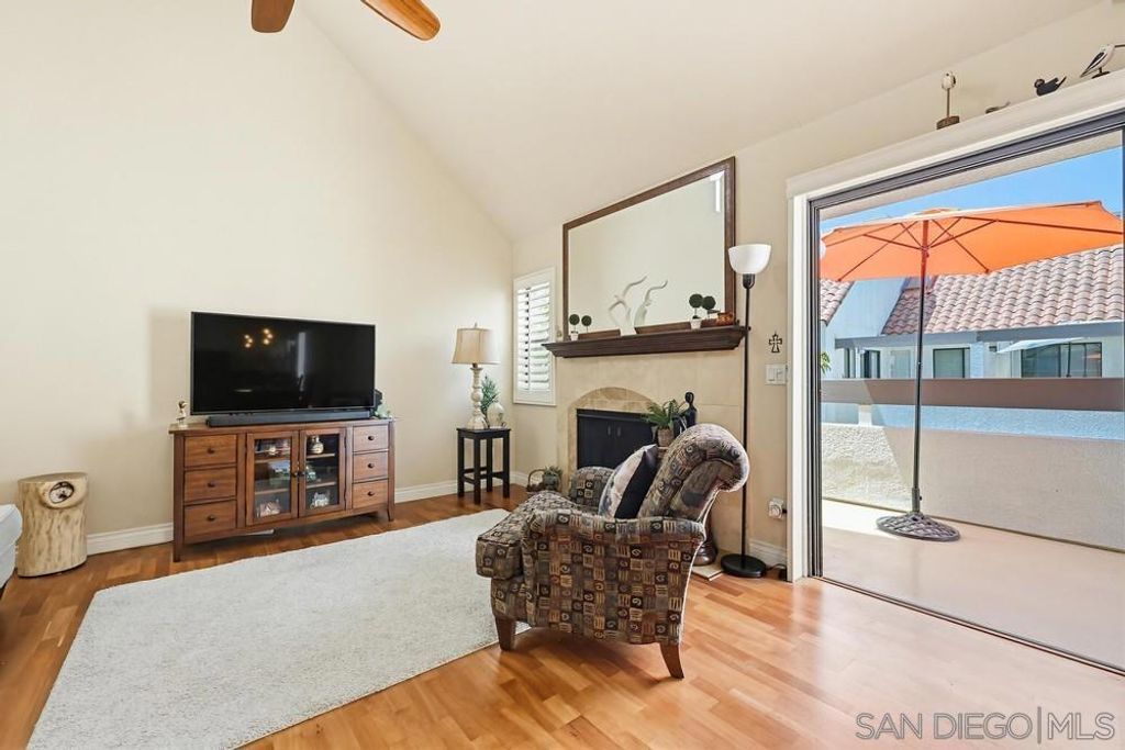 Image 17 of property listing at 701 KETTNER BLVD 190, San Diego, CA 92101