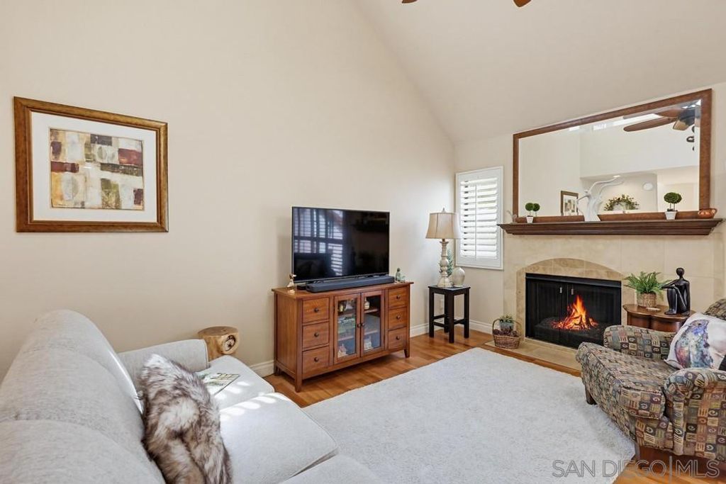 Image 21 of property listing at 701 KETTNER BLVD 190, San Diego, CA 92101
