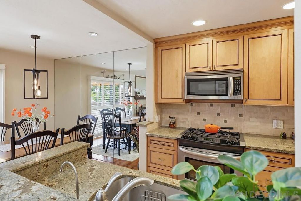 Image 26 of property listing at 701 KETTNER BLVD 190, San Diego, CA 92101