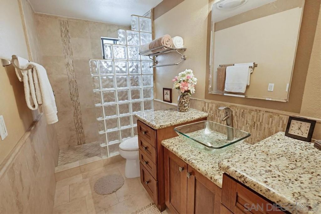 Image 36 of property listing at 701 KETTNER BLVD 190, San Diego, CA 92101