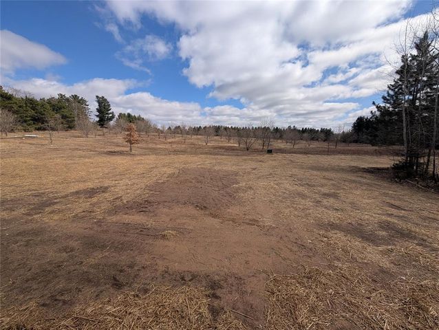 1600 Trails End Road, Spooner, WI 54801