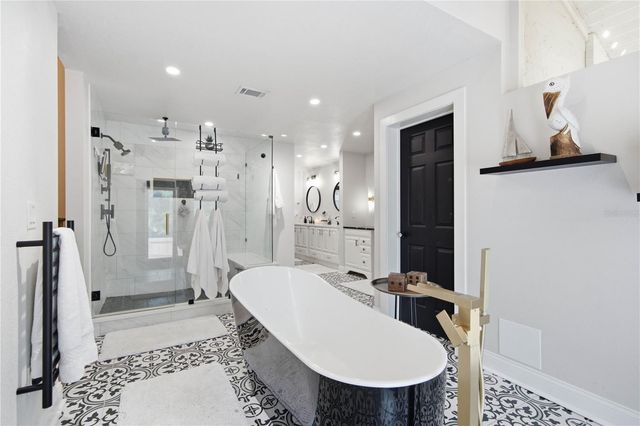2860 BRIARWOOD LANE, Palm Harbor, FL 34683