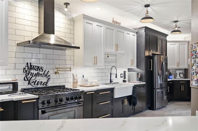 2860 BRIARWOOD LANE, Palm Harbor, FL 34683