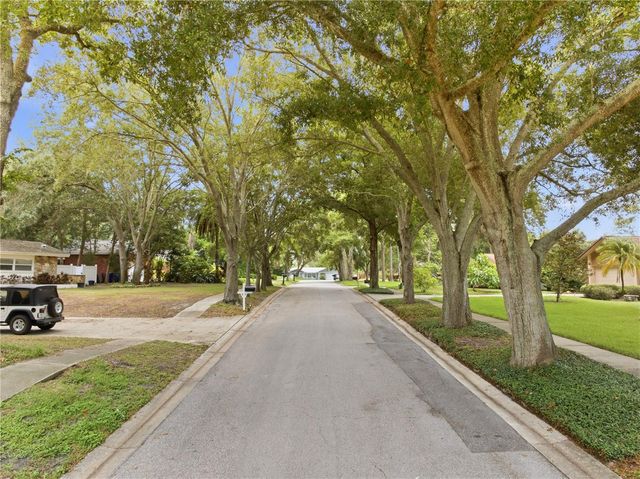 2860 BRIARWOOD LANE, Palm Harbor, FL 34683