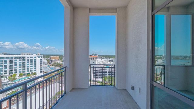 33 S PALM AVENUE 1303, Sarasota, FL 34236