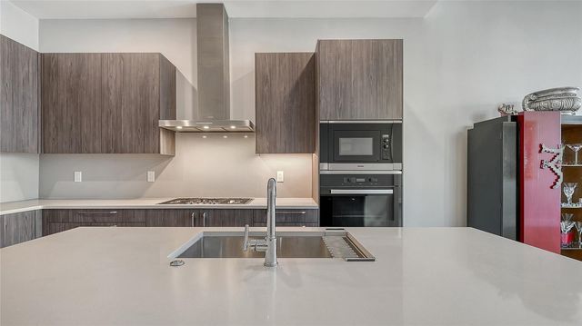 33 S PALM AVENUE 1303, Sarasota, FL 34236