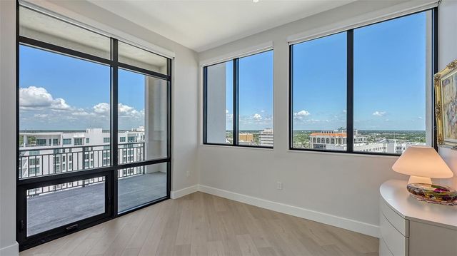 33 S PALM AVENUE 1303, Sarasota, FL 34236