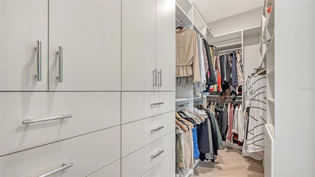 33 S PALM AVENUE 1303, Sarasota, FL 34236