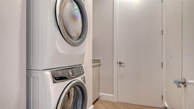 33 S PALM AVENUE 1303, Sarasota, FL 34236