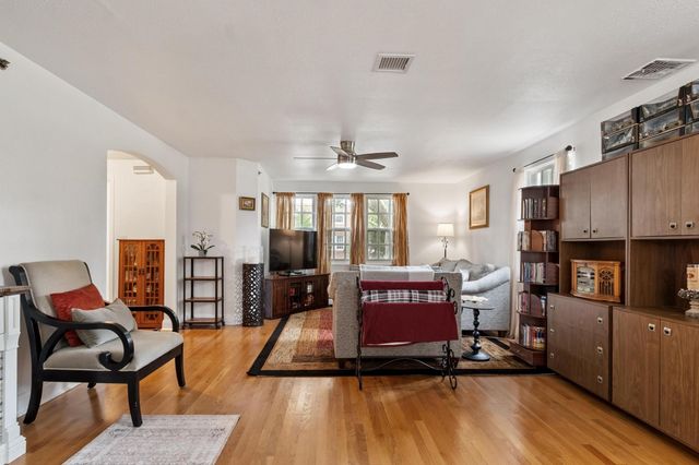 18 Bates A, Harvard, MA 01432