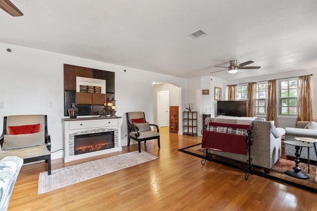 18 Bates A, Harvard, MA 01432