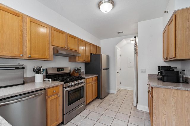 18 Bates A, Harvard, MA 01432