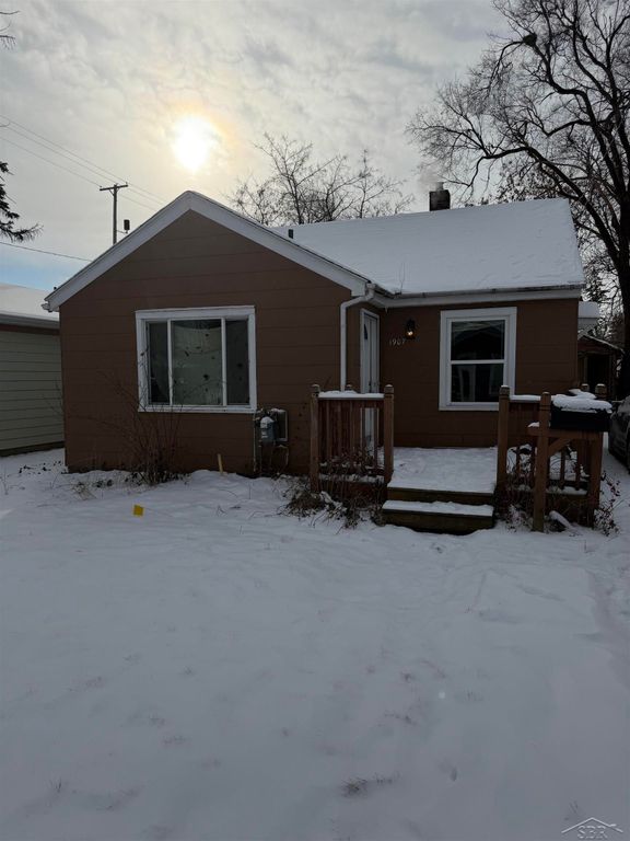 1907 Morgan Street, Saginaw, MI 48602