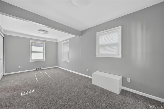 2061 Inkster Road, Garden City, MI 48135