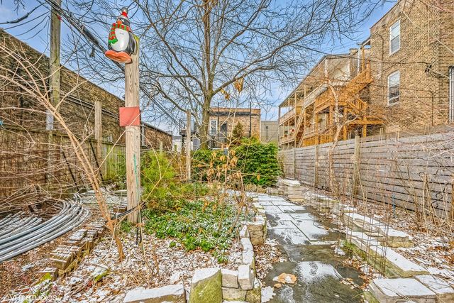 512 N Leavitt Street, Chicago, IL 60612