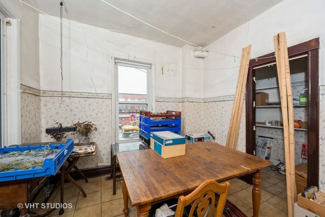 512 N Leavitt Street, Chicago, IL 60612