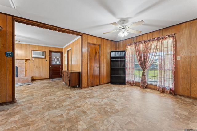 3952 Chestnut St, Zachary, LA 70791